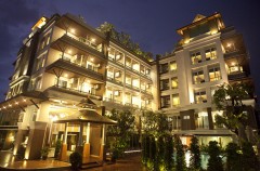 素万那普公寓酒店