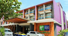 Holiday Inn Express  Patong Beach Central Phuket